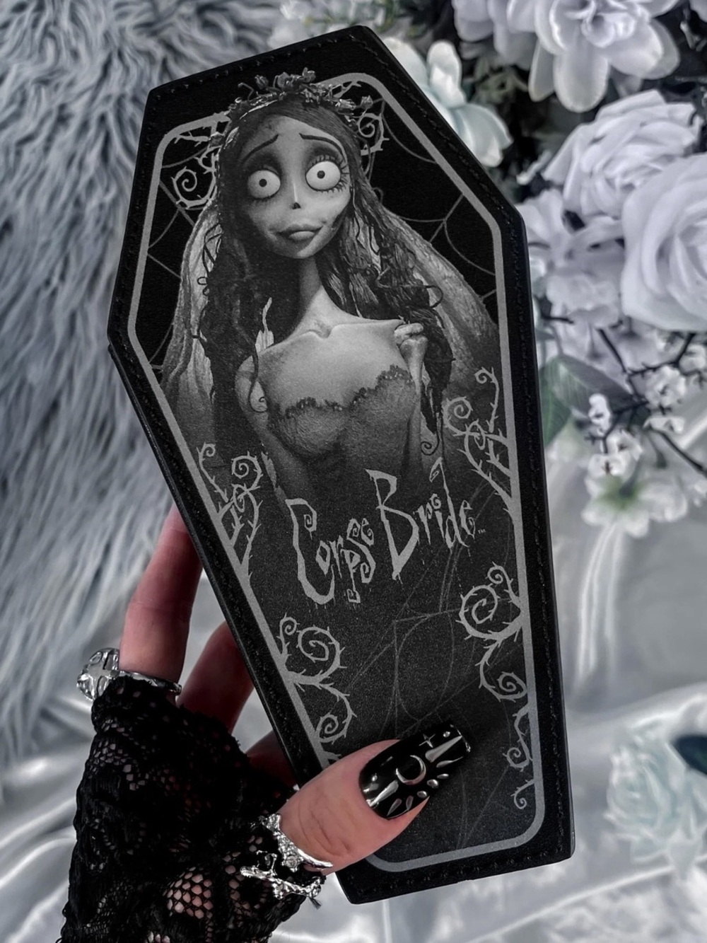 Killstar x Corpse Bride Emily Casket Jewellery Box Black